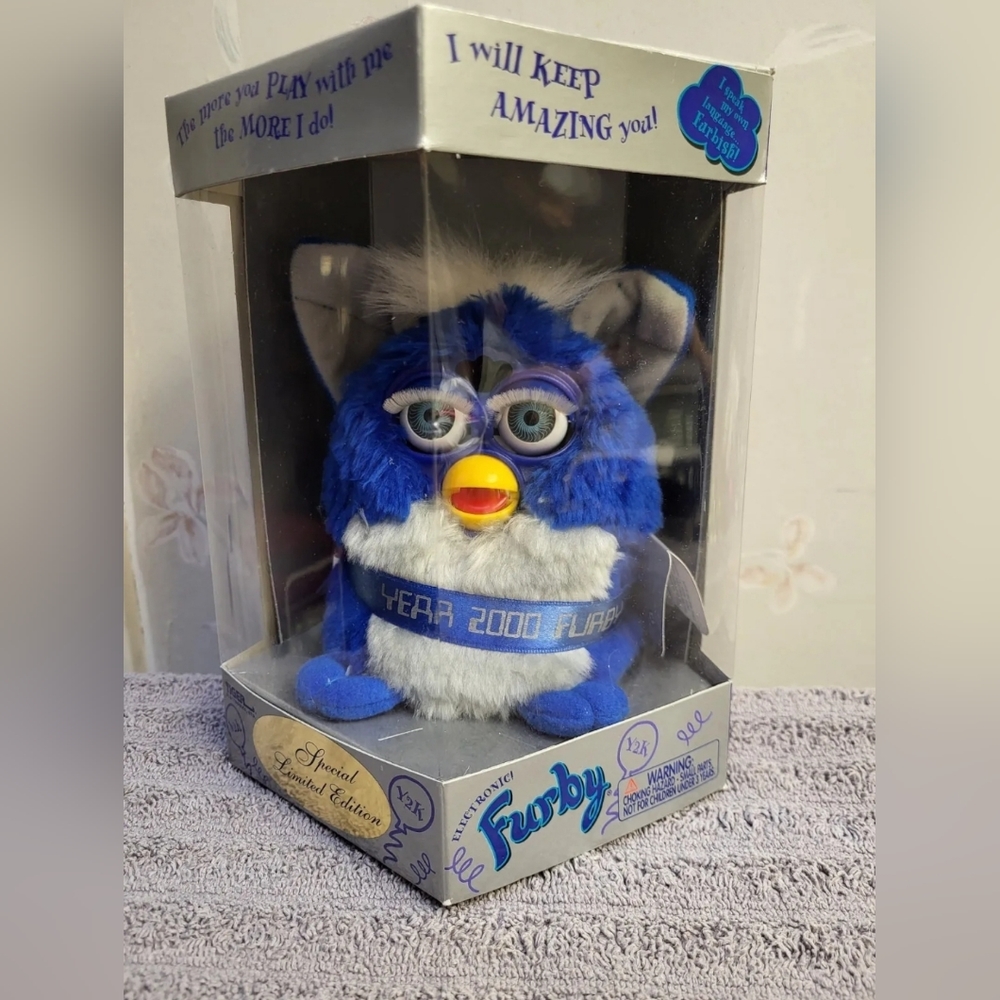 Original 1999 Millennium Blue Edition - Furby w/ Blue Eyes - Never Opened!